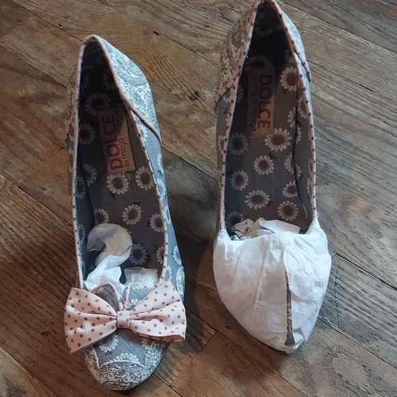 Mojo Moxy Gray and Pink Elegant Heels 7.5M - Picture 4 of 14